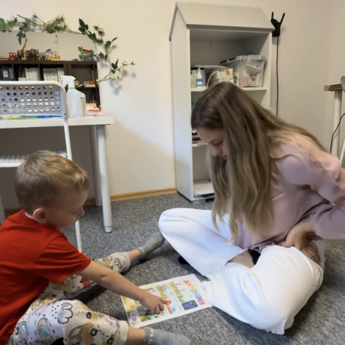 Wczesne wspomaganie rozwoju WWR i zabawy edukacyjne